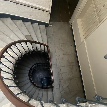 P3 Nimes, 7 Rue Jean Baptiste Godin *